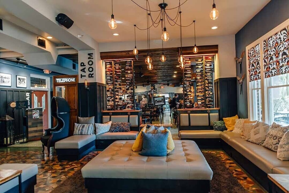 Hollander Boutique Hotel 41/69