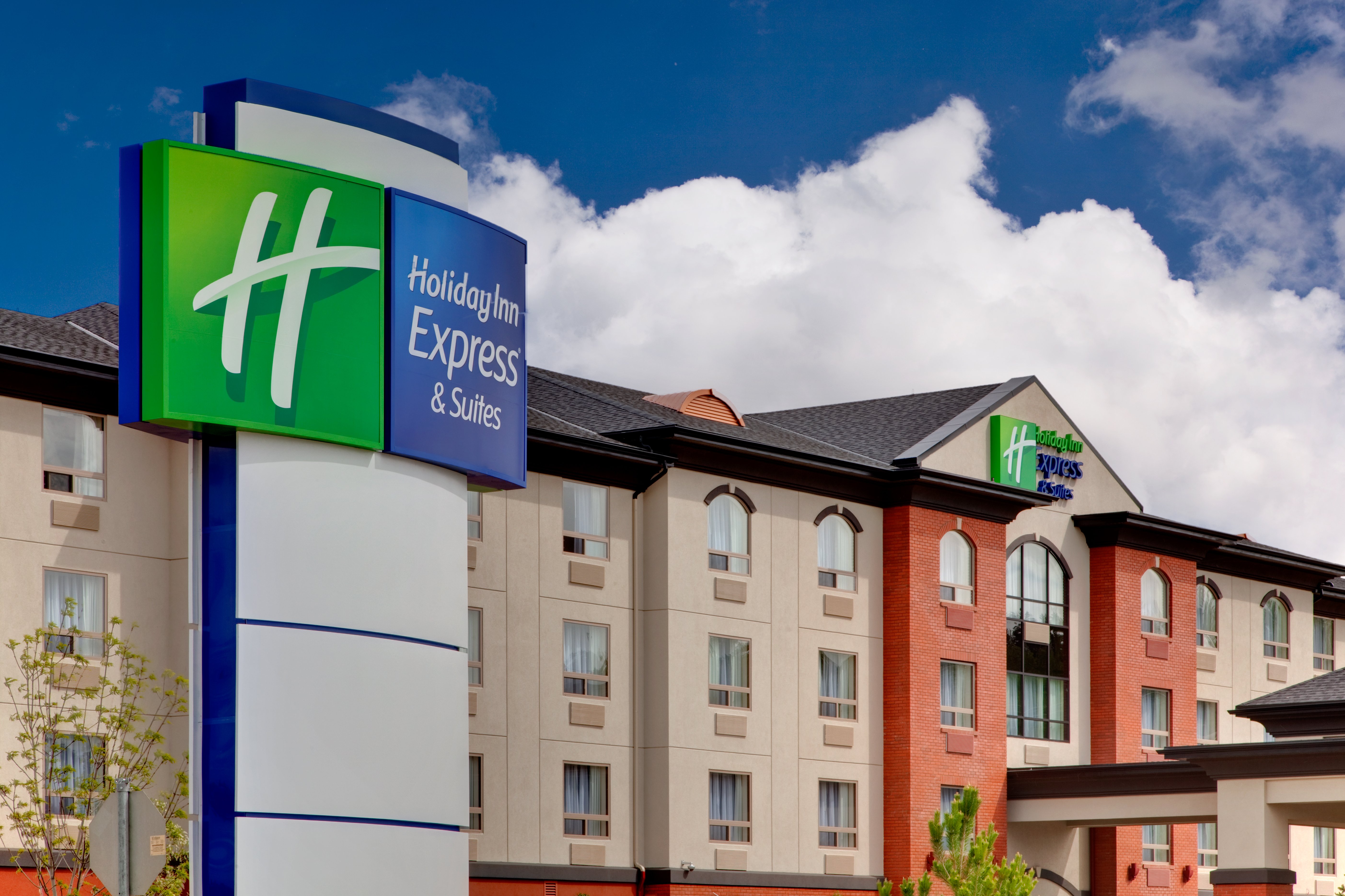 Holiday Inn Express Hotel Suites Whitecourt Southeast 3/78