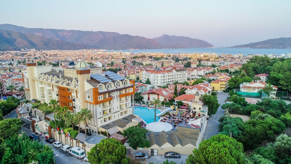 Grand Cettia photo2