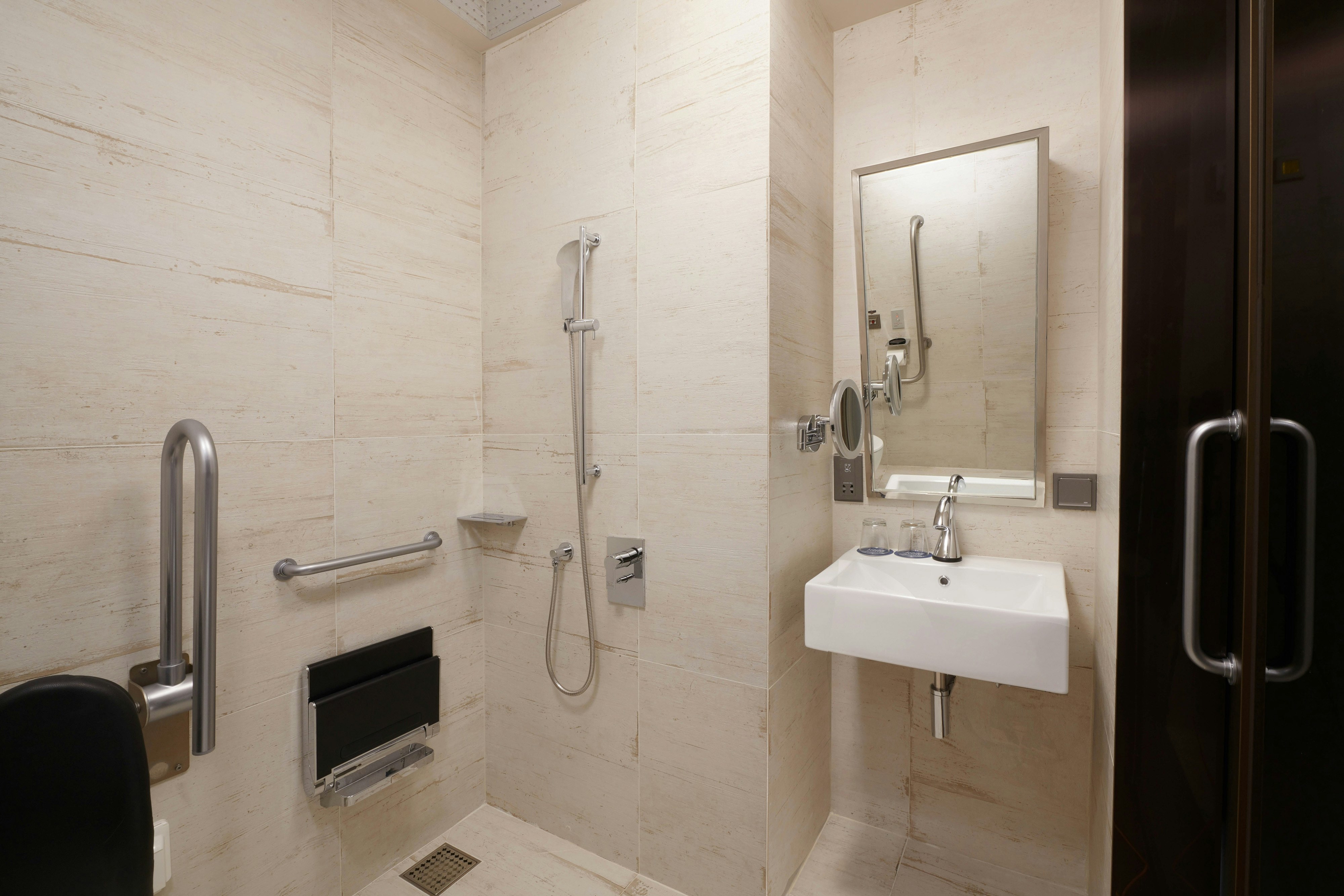 Four Points By Sheraton Seoul Gangnam 54/57