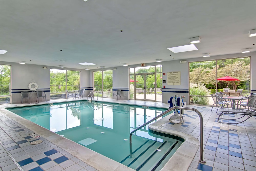 Hampton Inn Suites Leesburg 32/60
