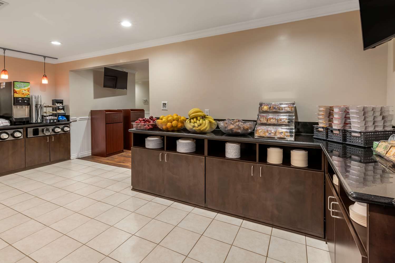 Best Western Plus South Bay Hotel 28/36