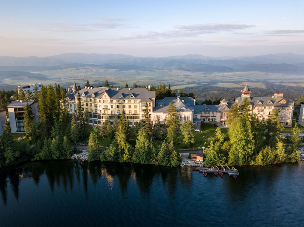 GRAND HOTEL KEMPINSKI HIGH TATRAS 65/70