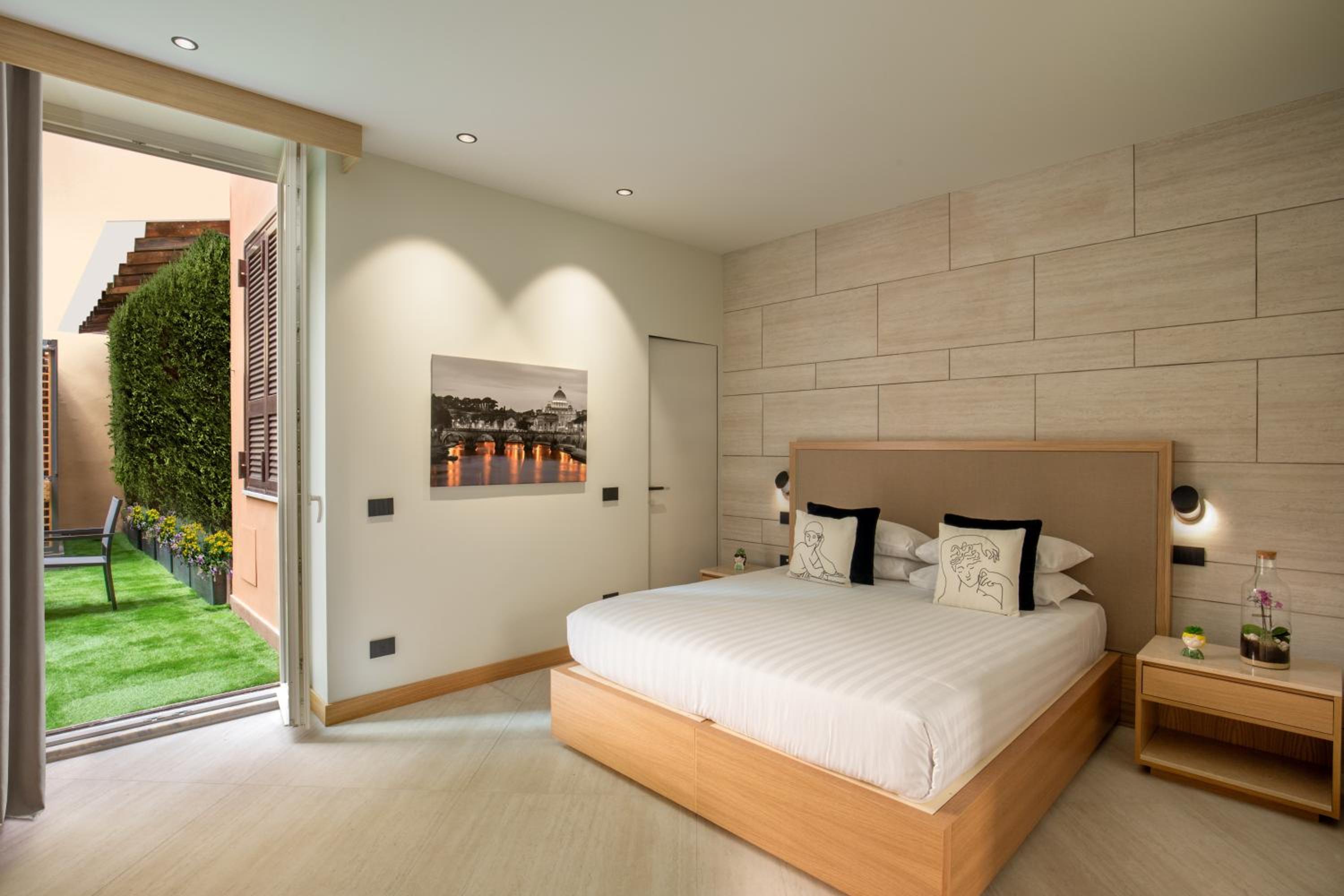 Connecting, Apartment, Terrace, Di Ripetta 229