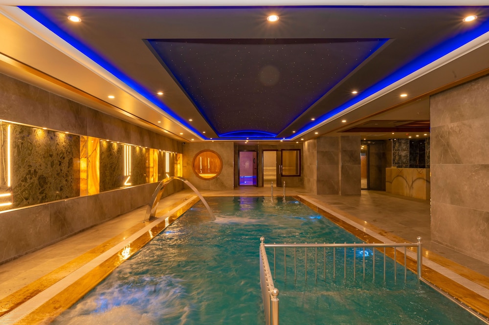 Ramada by Wyndham Istanbul Pera 30/50