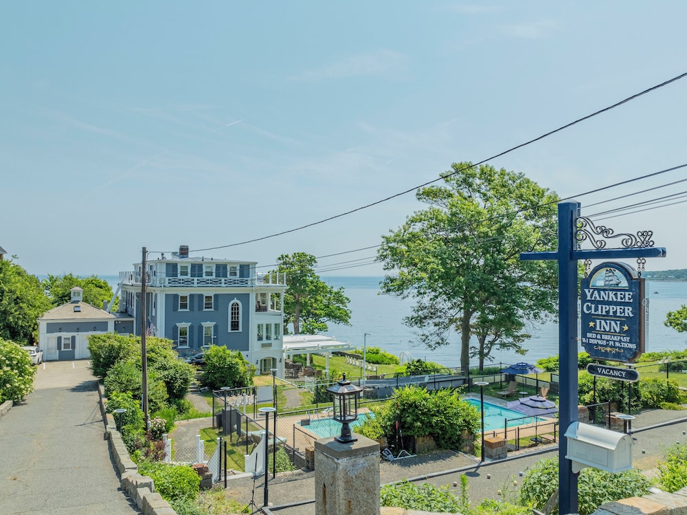The Yankee Clipper Inn 43/50