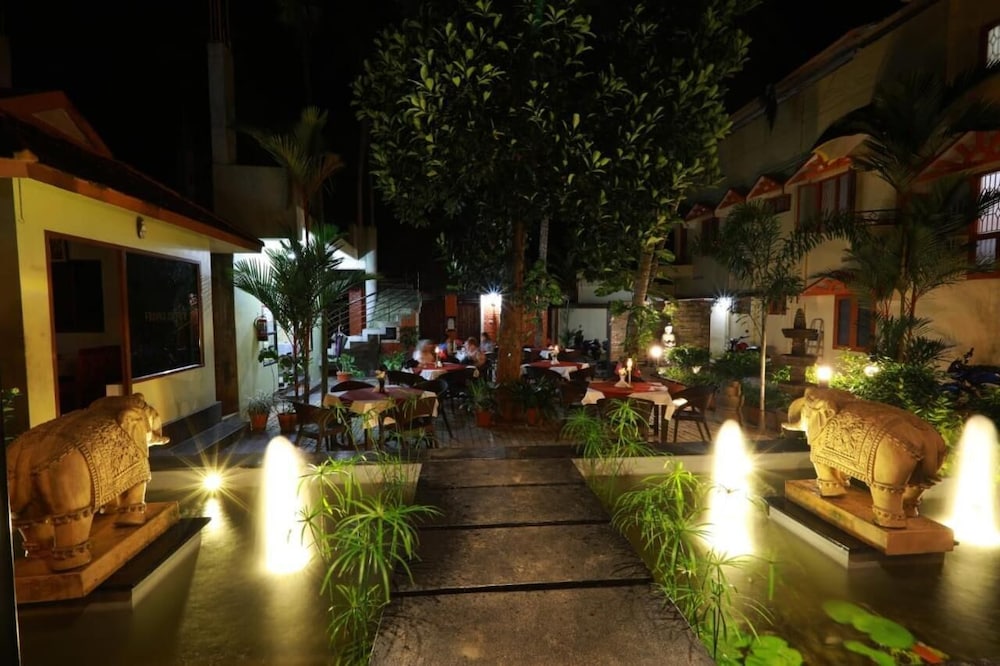IDEAL AYURVEDIC RESORT AND NEW IDEAL PANCHAKARMA CENTRE 40/50