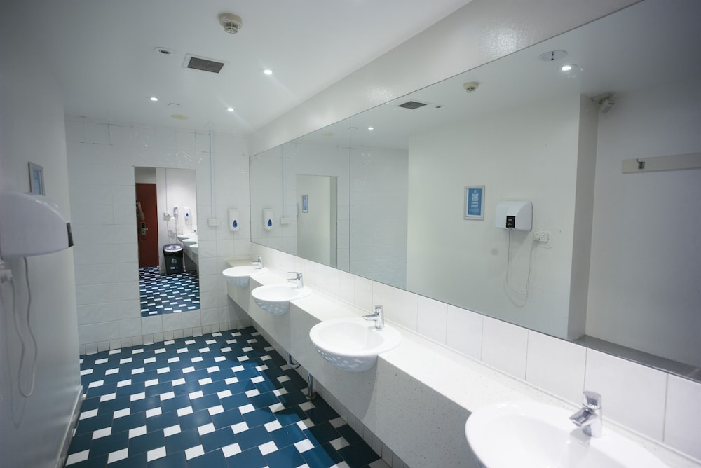 YHA Sydney Central 30/32