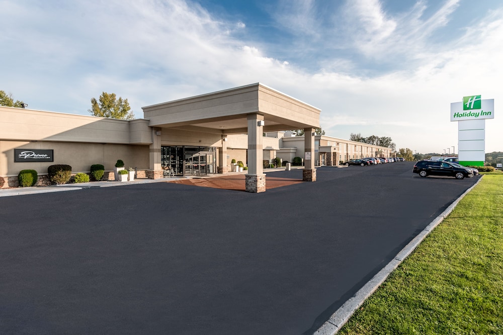 Holiday Inn Johnstown-Gloversville 3/66