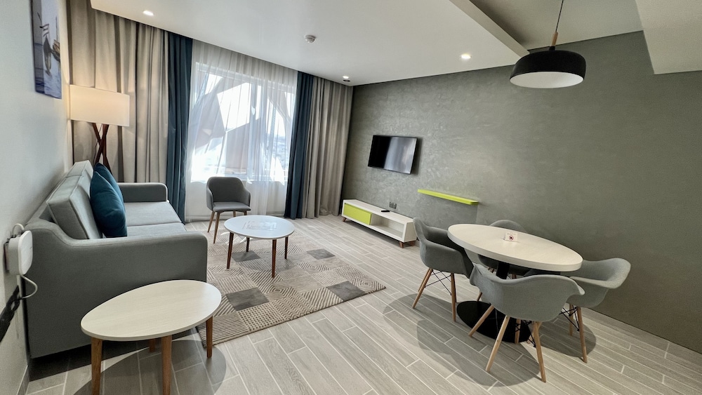 Citadines Al Ghubrah Muscat 47/48