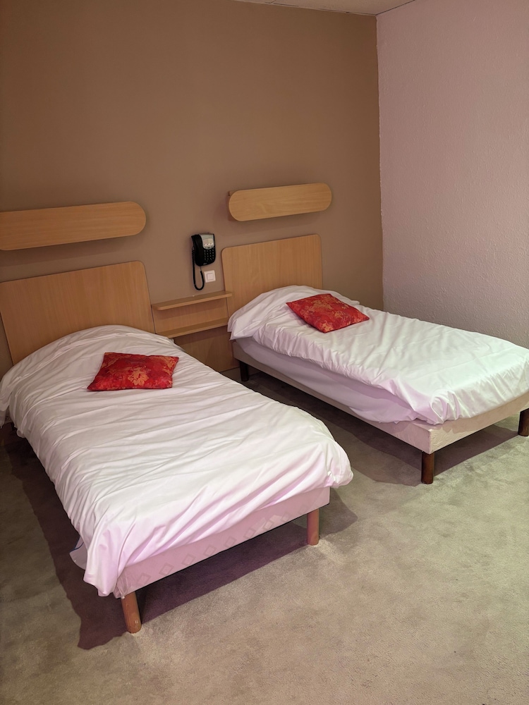 HOTEL L'ANGE COURONNÉ 9/17