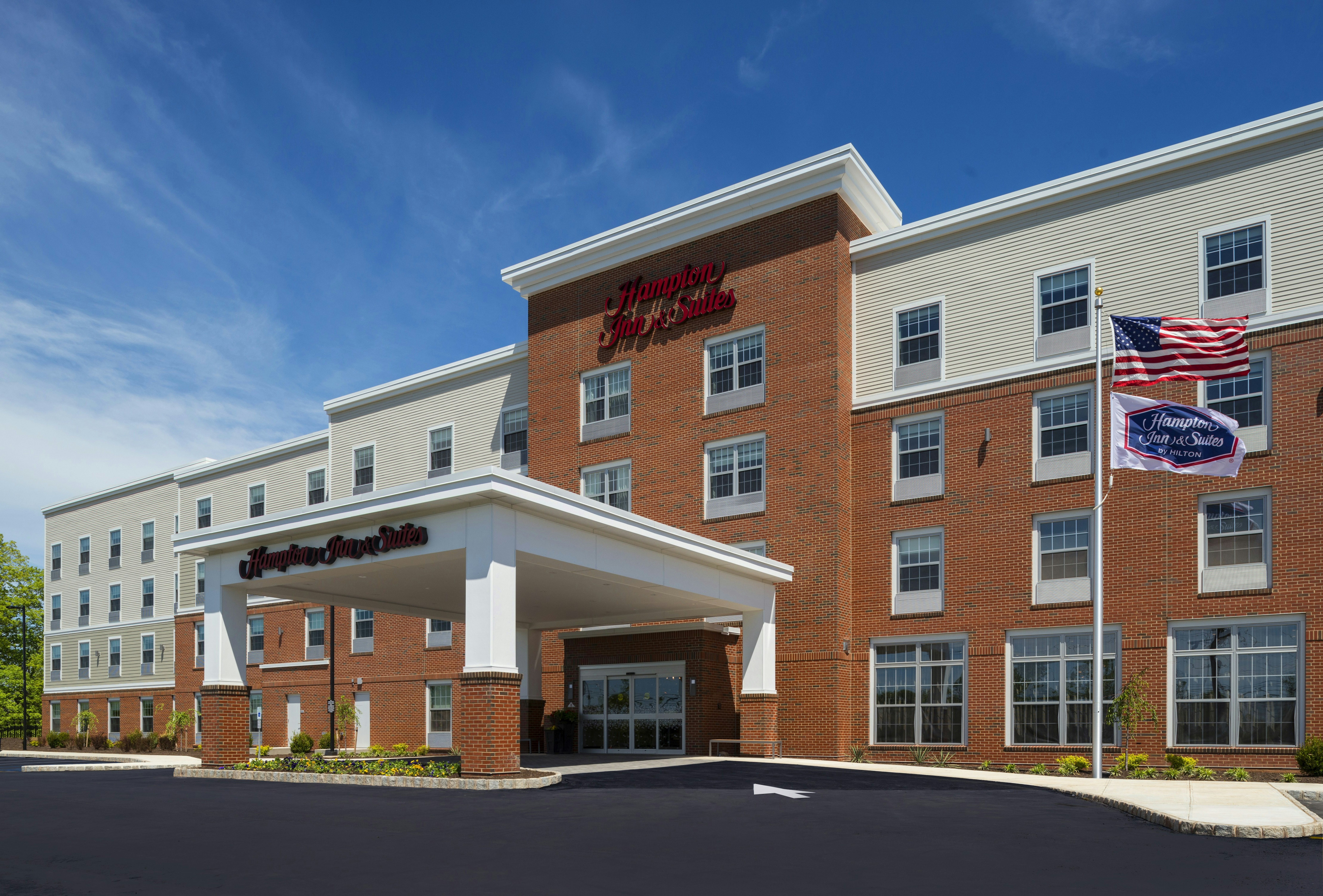 HAMPTON INN AND SUITES BRIDGEWATER in BRIDGEWATER - NJ