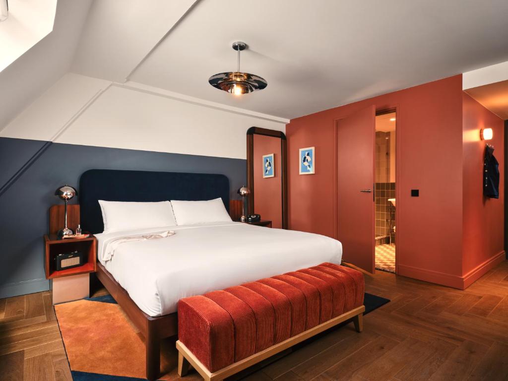 roomy