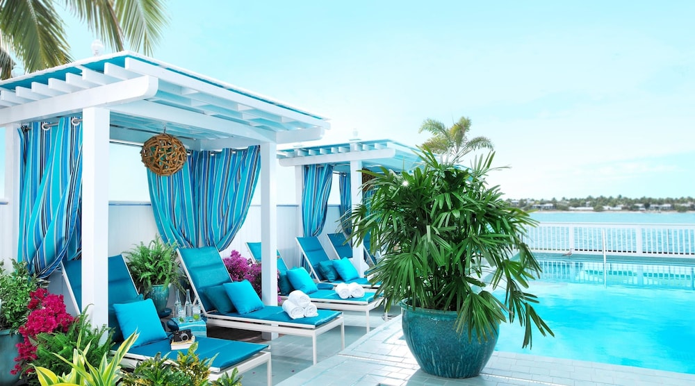 Ocean Key Resort and Spa 9/76