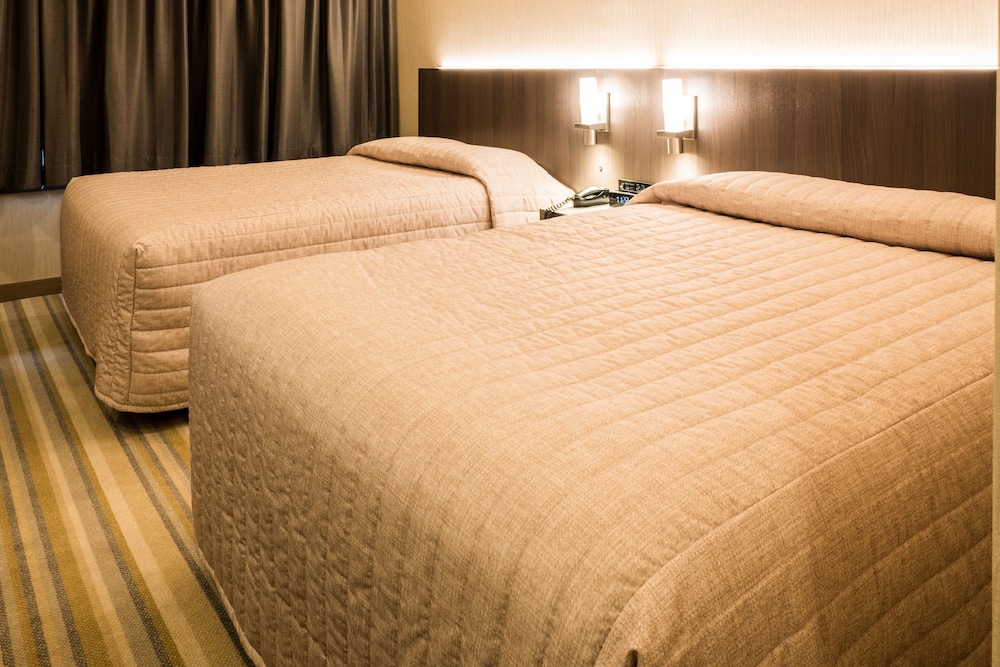 Le Chabrol Hotel Suites 20/72