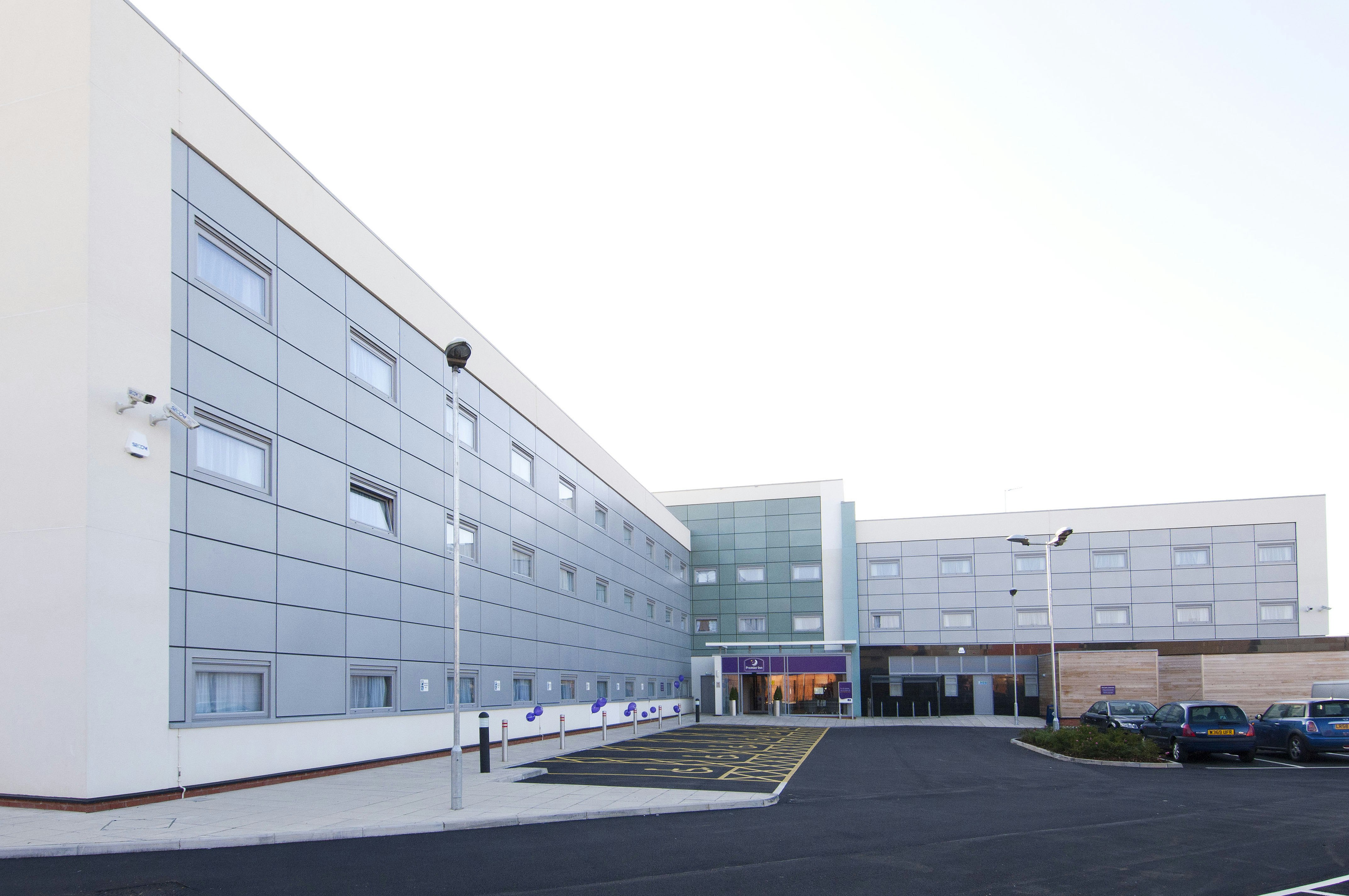 Premier Inn Liverpool John Lennon Airport 28/32