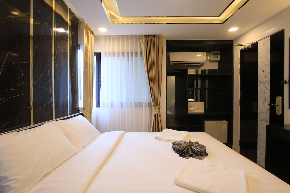 SUPERIOR, DOUBLE BED