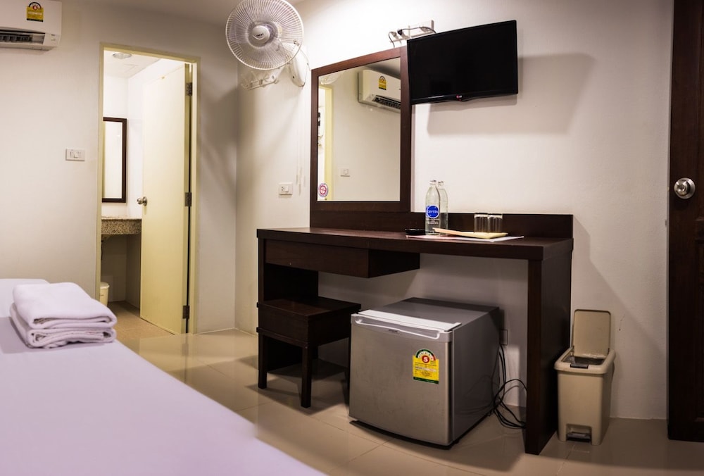 Sunshine Hostel Hua Hin 54/54