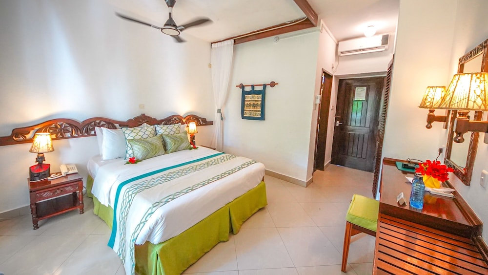 Papillon Lagoon Reef Hotel 16/61