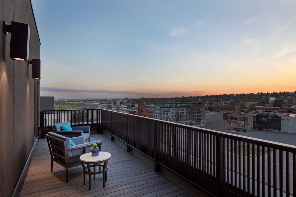 Delta Hotels By Marriott Thunder Bay 39/51