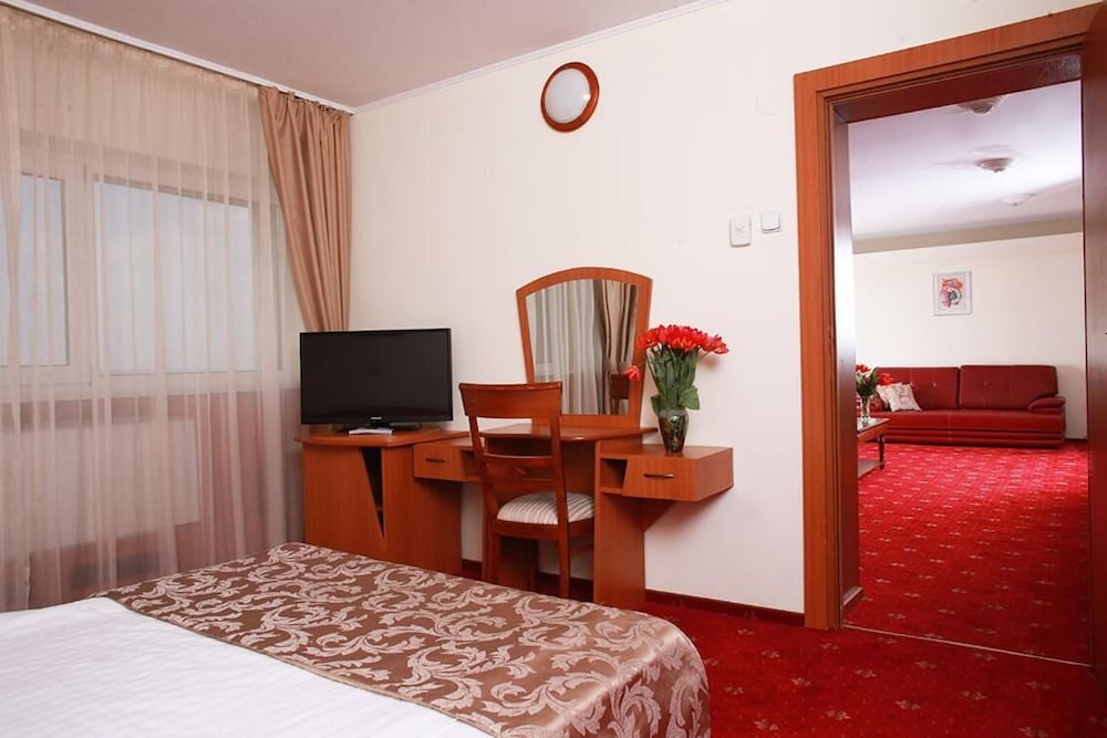 Hotel Moldova 19/80