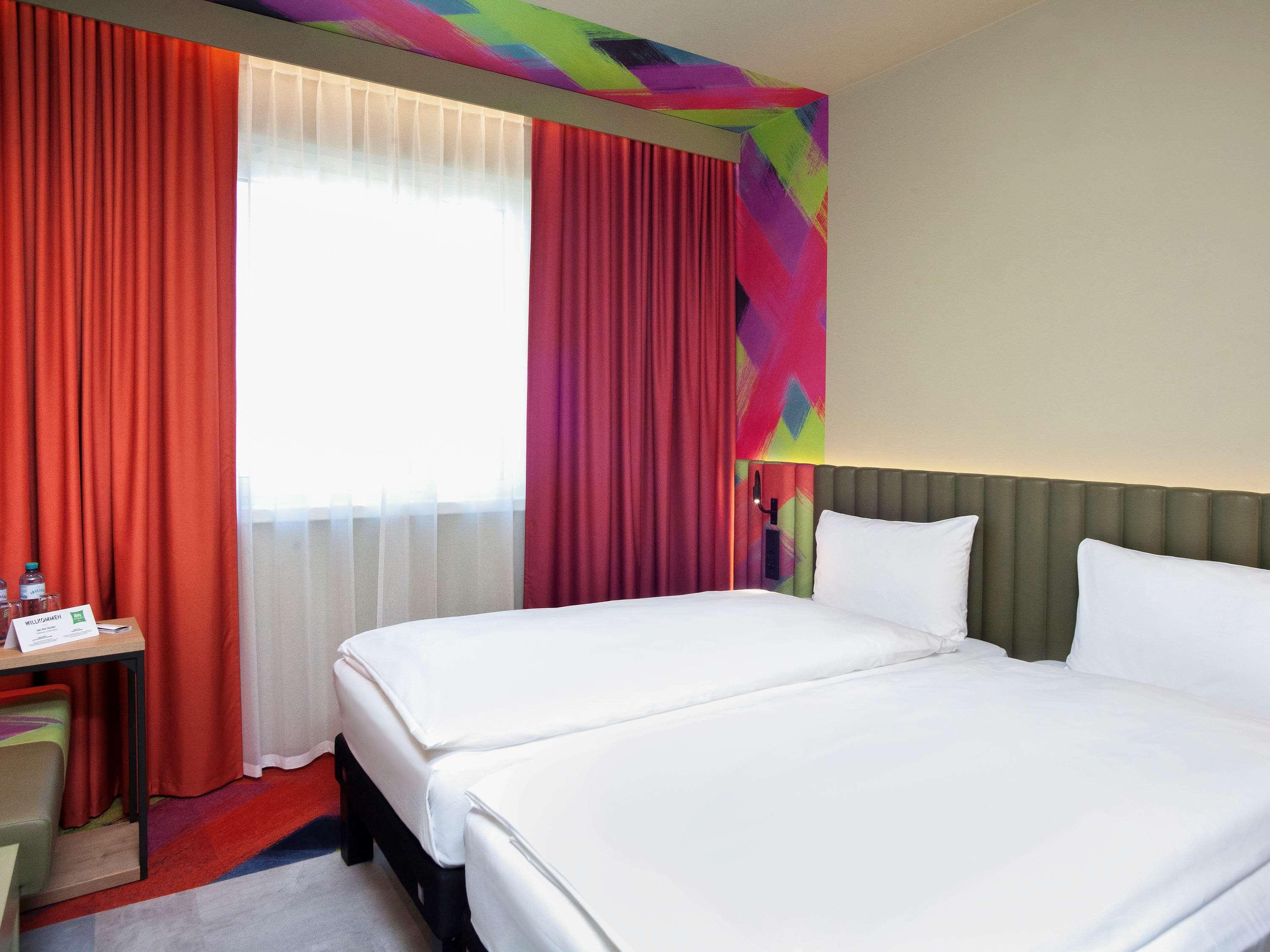 Shared, Twin Beds