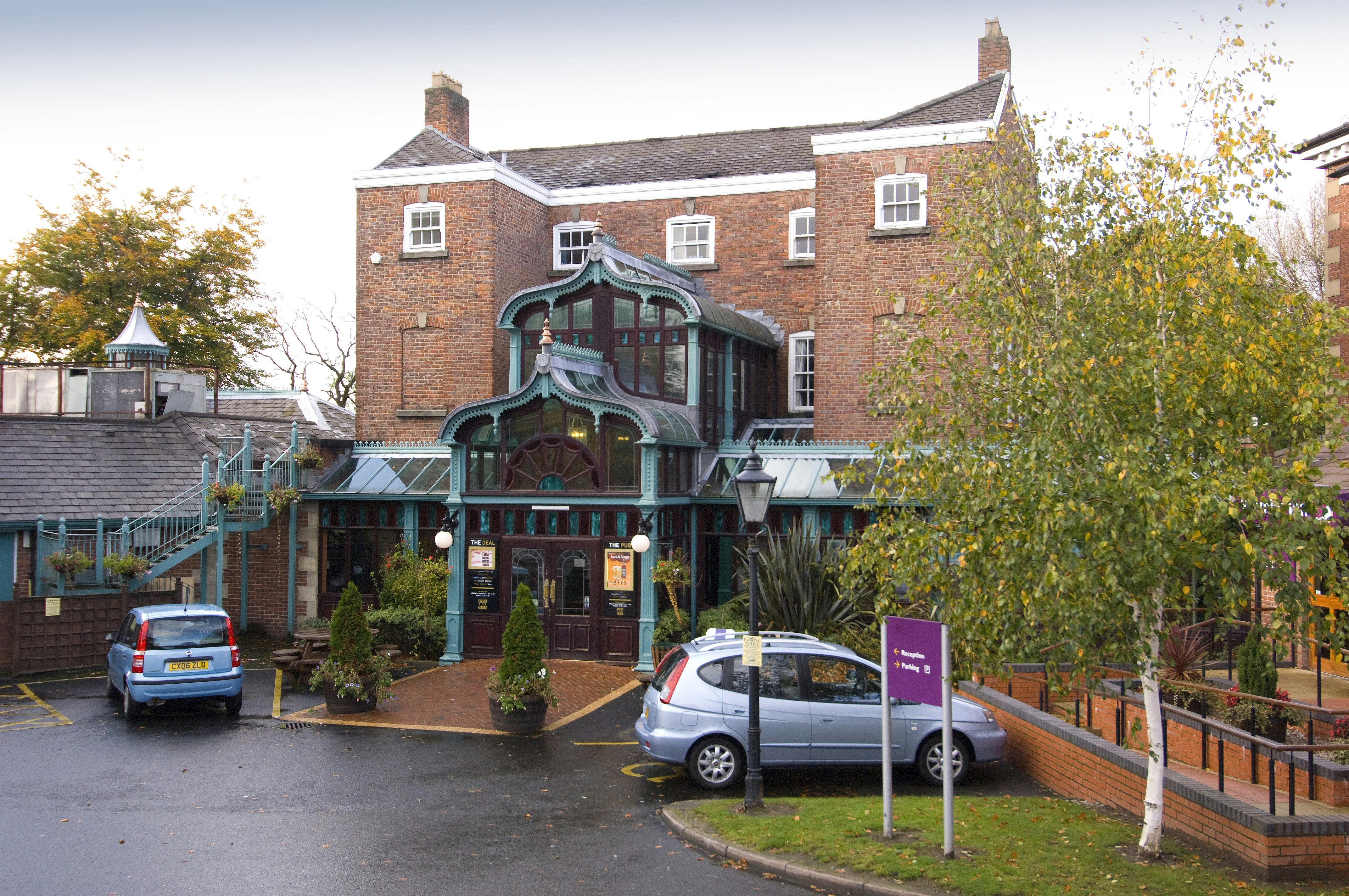 Premier Inn Stockport Central 19/25