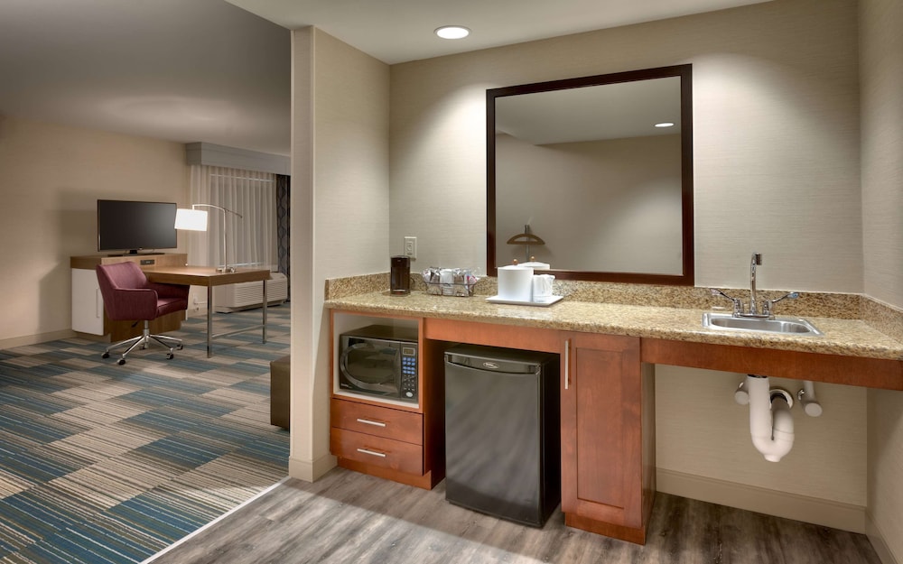 Hampton Inn Suites Pocatello 46/47