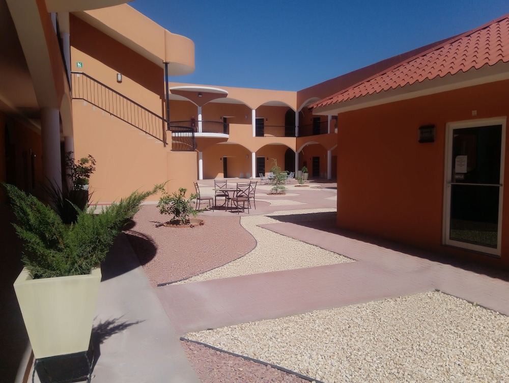 Los Cedros Hotel Inn Nuevo Casas Grandes 45/50