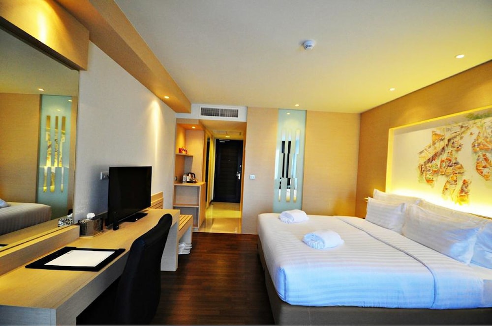 Parinda Hotel 10/41
