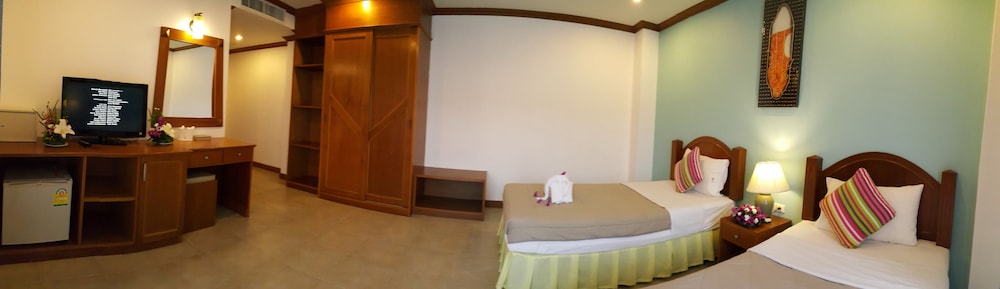 Mt Hotel 37/53