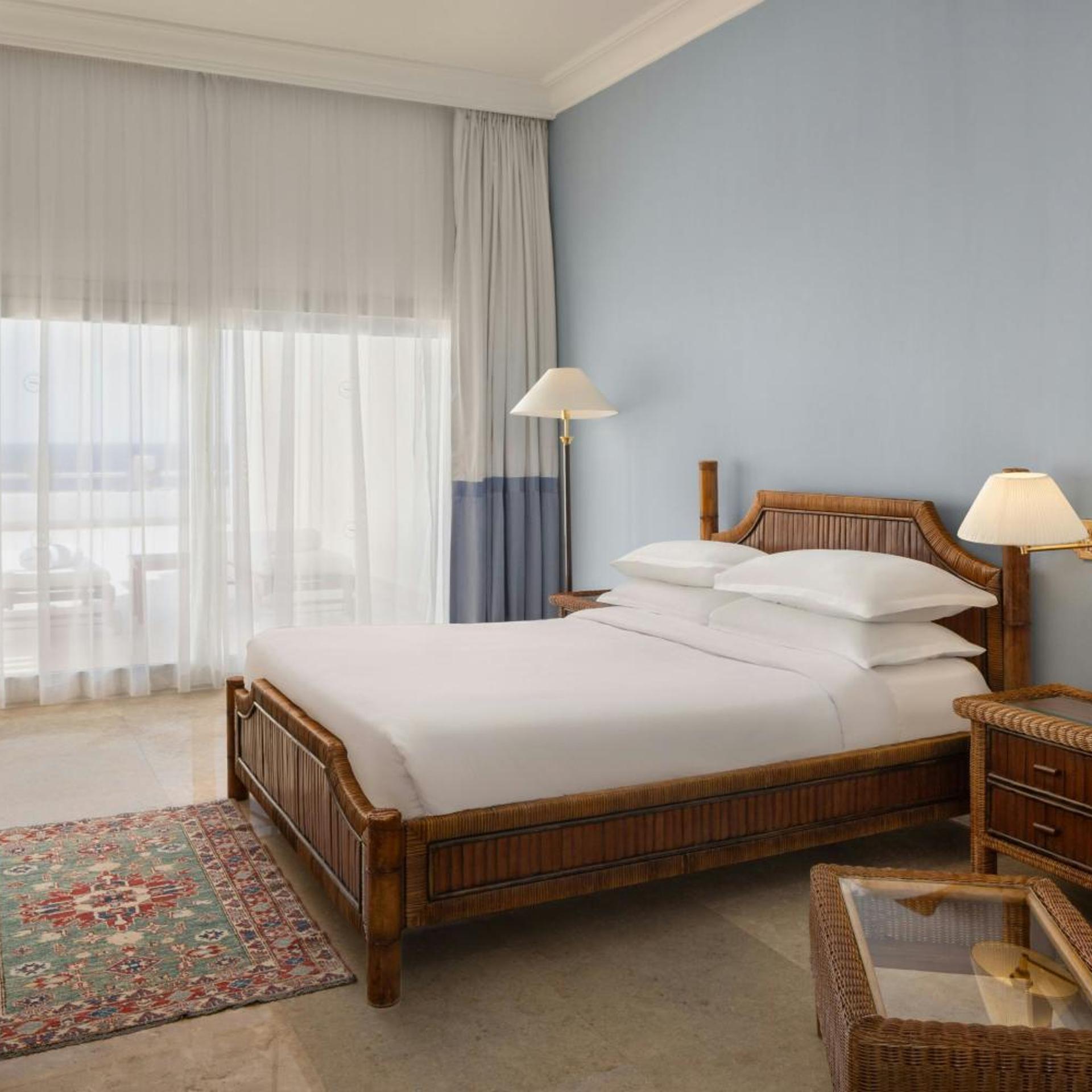 1 Bedroom, Diplomat, Suite, King Bed, Sea View, Balcony, High Floor