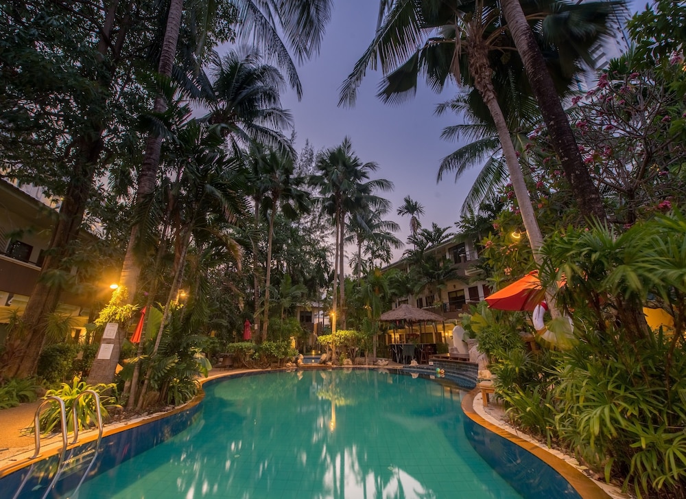 The Viridian Resort 58/62