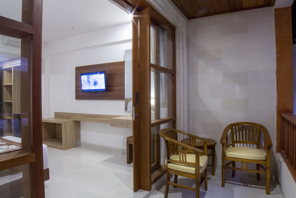 Bali Summer Hotel 34/50