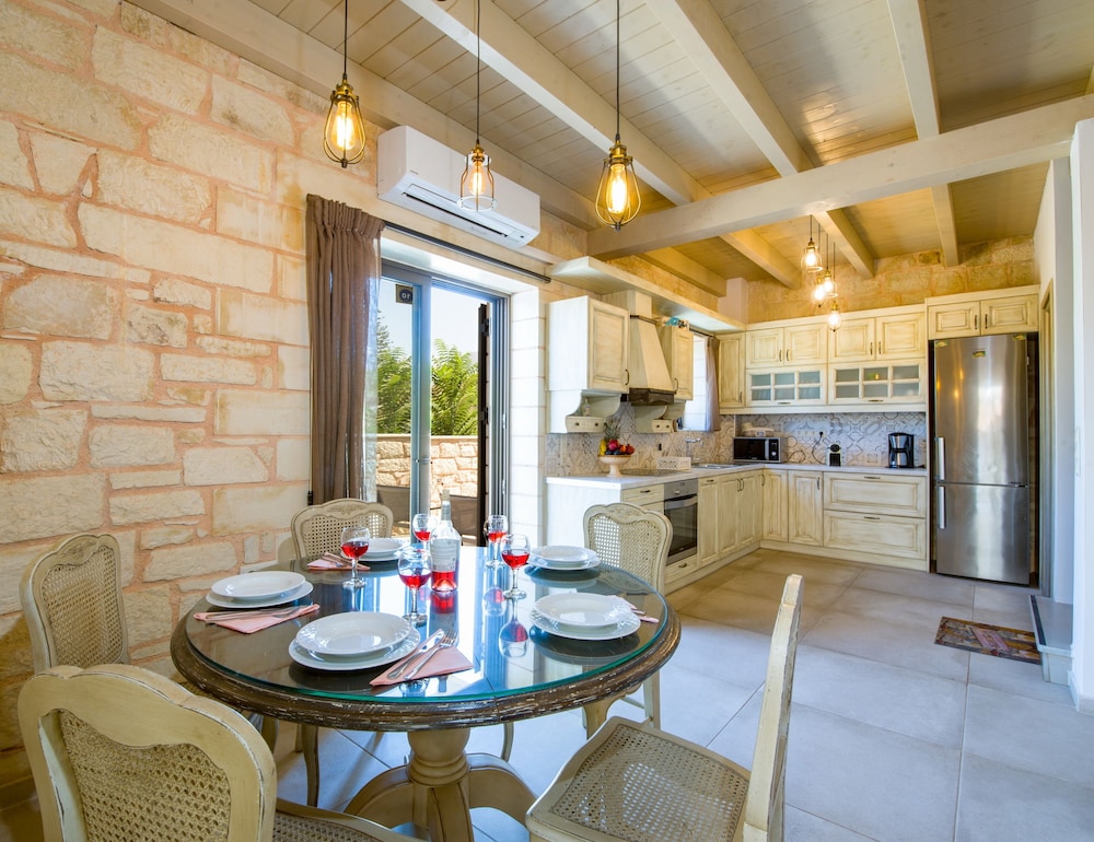 Sirocos Villas 33/50