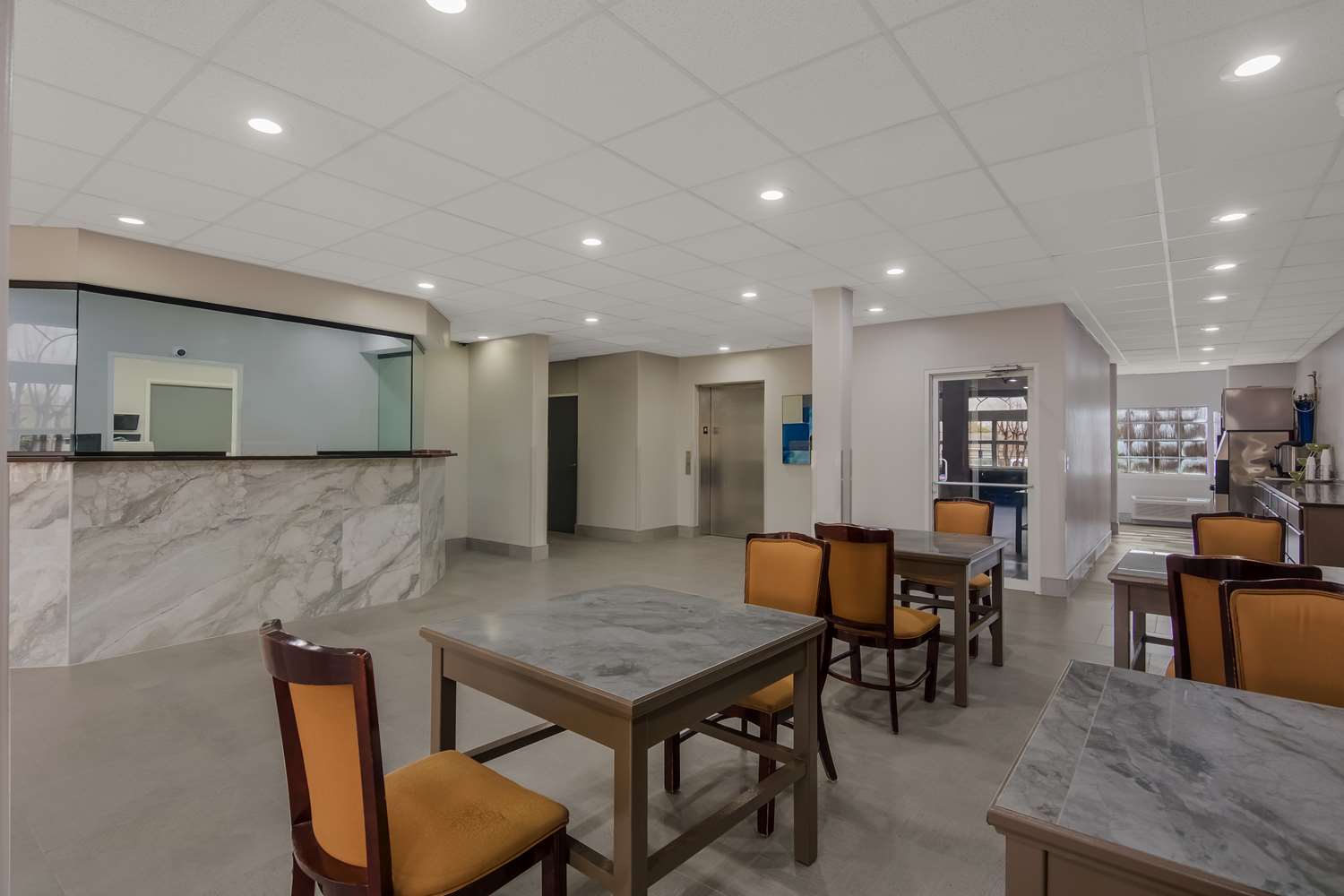 Americas Best Value Inn Suites Lake Charles I 210 Exit 5 8/12