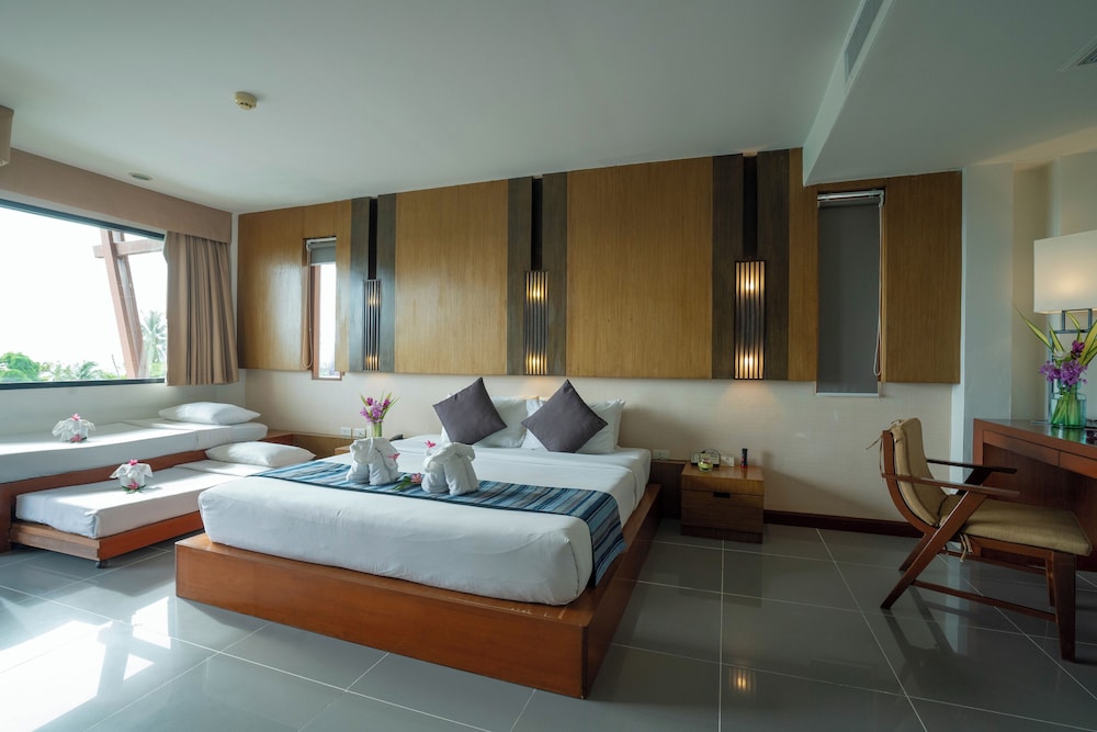 Peach Blossom Resort 10/50