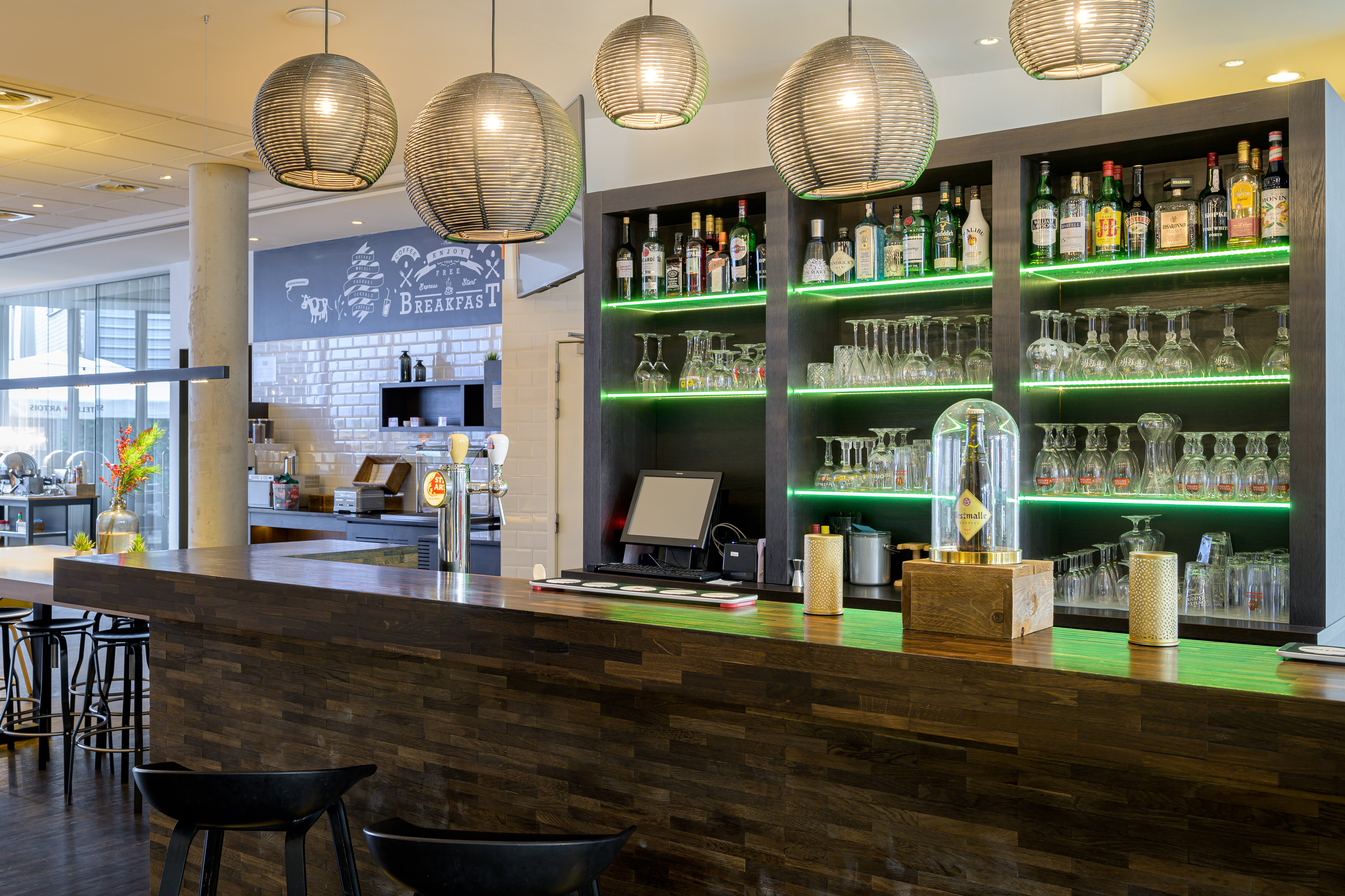 Holiday Inn Express Mechelen City Centre 55/80