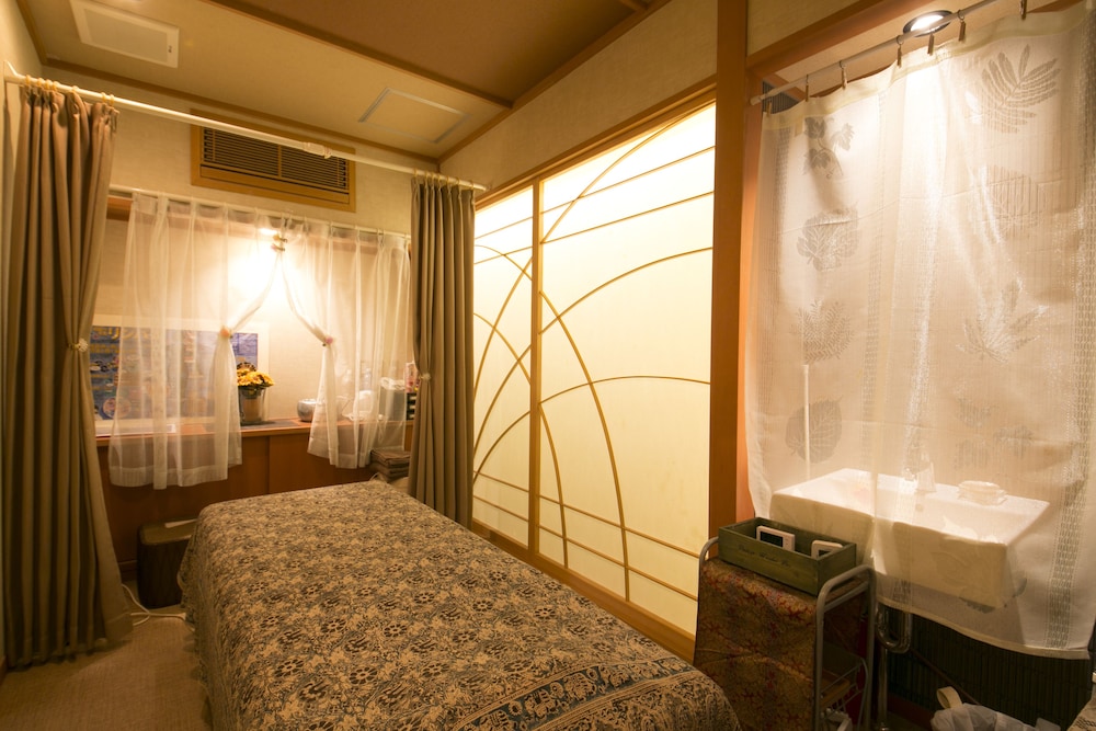 SHIKANOYU HOTEL 12/66