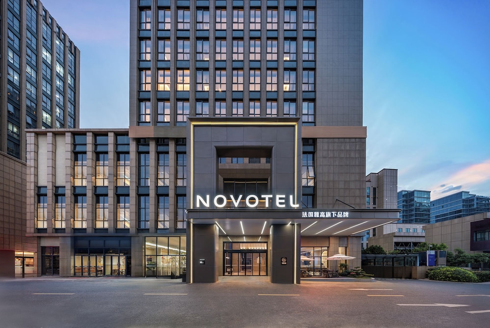 Novotel Hangzhou Xintiandi 2/50