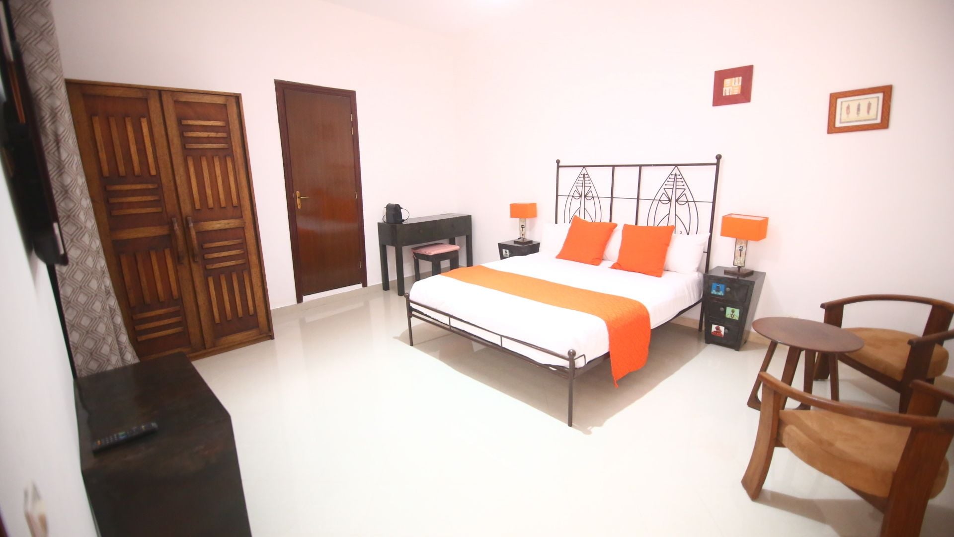 JUNIOR, DOUBLE OR TWIN BED
