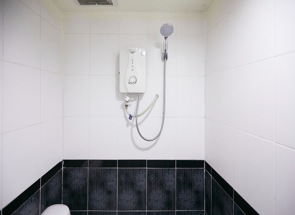 Fast Hotel Setapak Near Tunku Abdul Rahman UMT KL 23/41