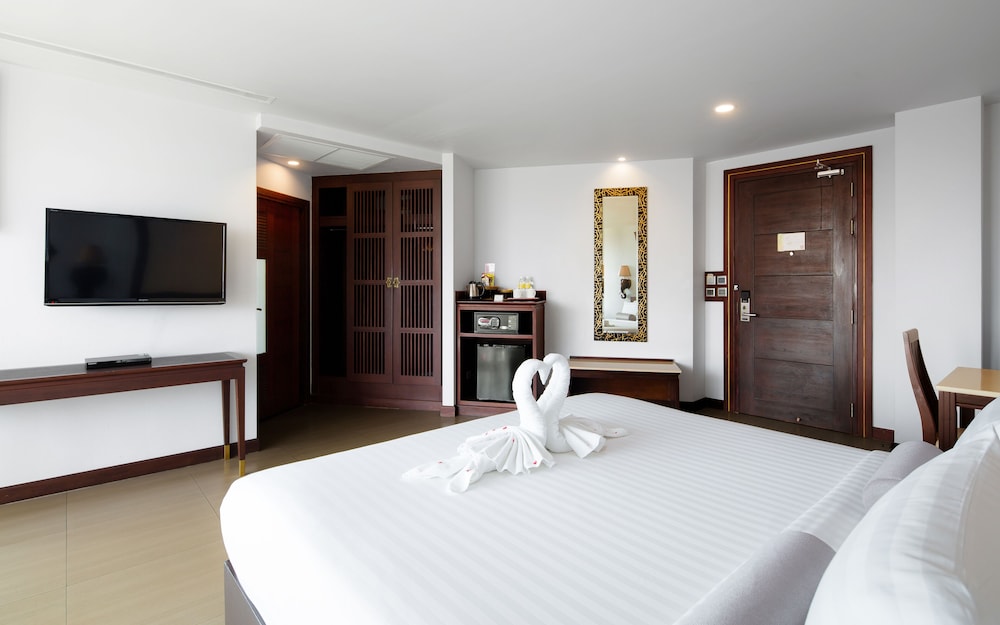 Aiyara Grand Hotel 27/77