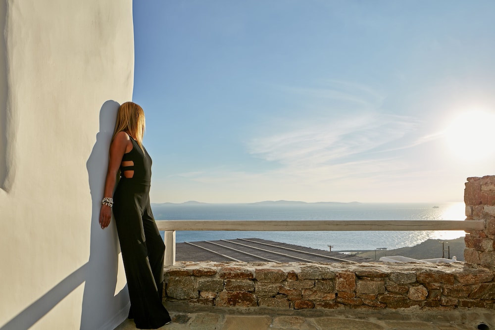 AMMOS VILLAS IN HOULAKIA 16/37