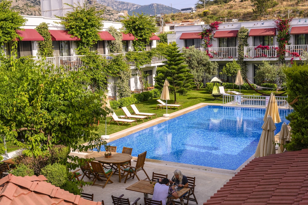 Villa Rustica Hotel 6/57