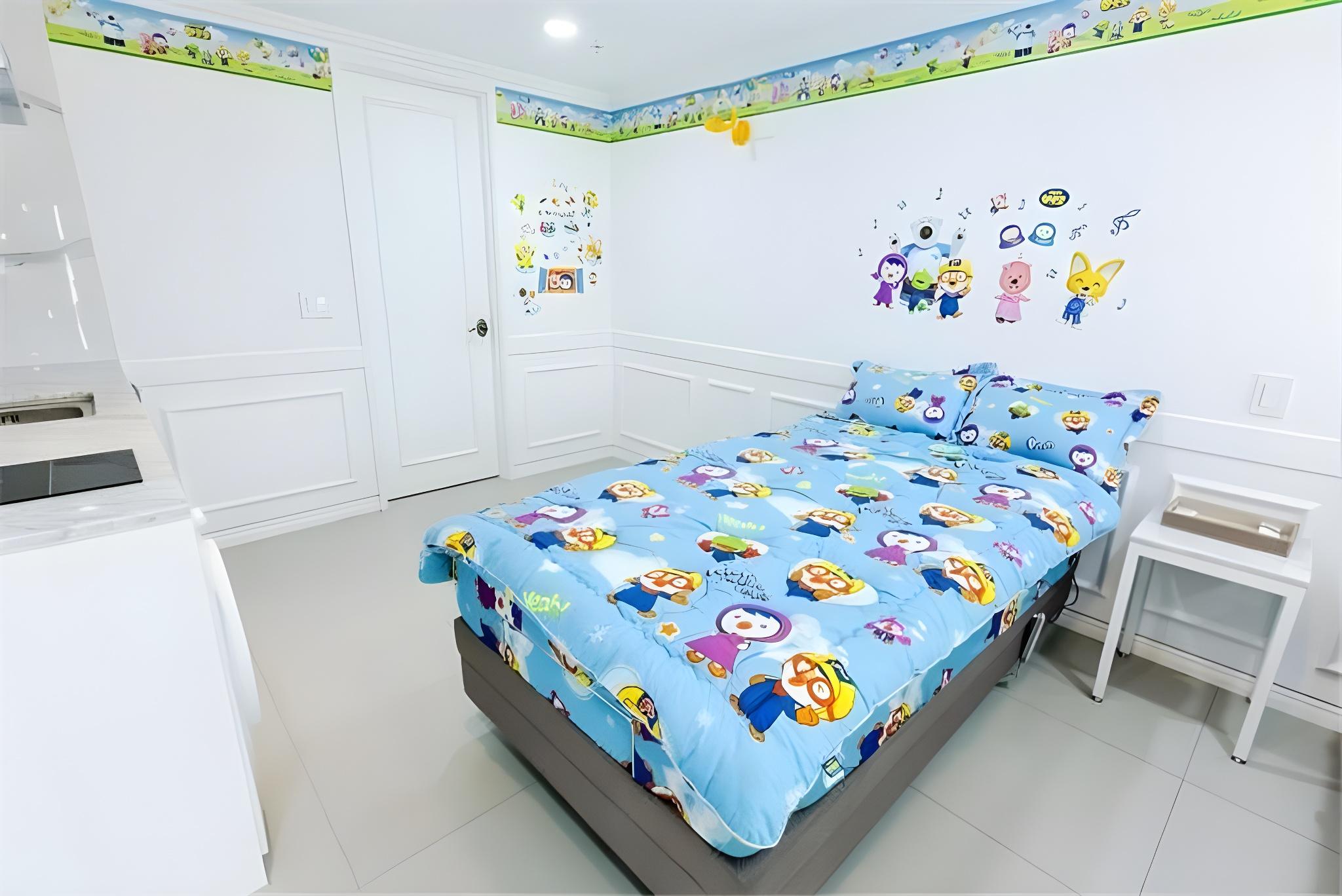 DELUXE, FAMILY, DOUBLE BED, WASHING MACHINE, BATHTUB