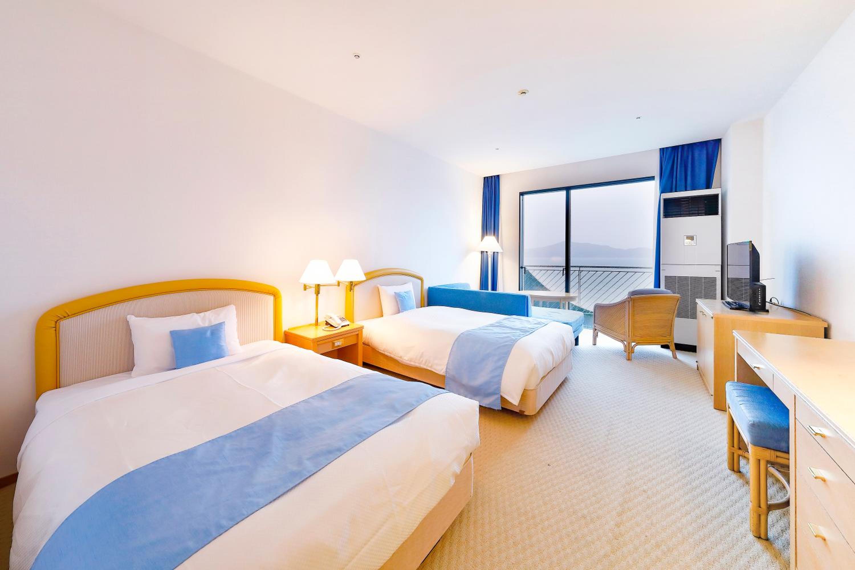 Superior, Twin Beds, Indoor Bath, Top Floor