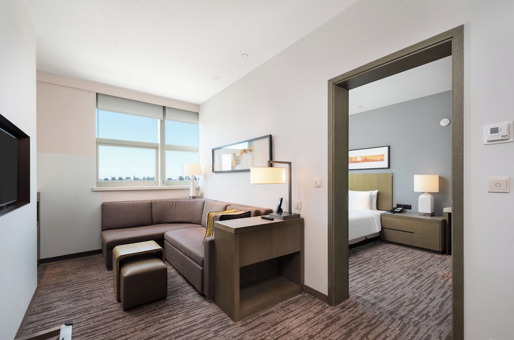 Hyatt House Yinchuan Dayuecheng 36/67