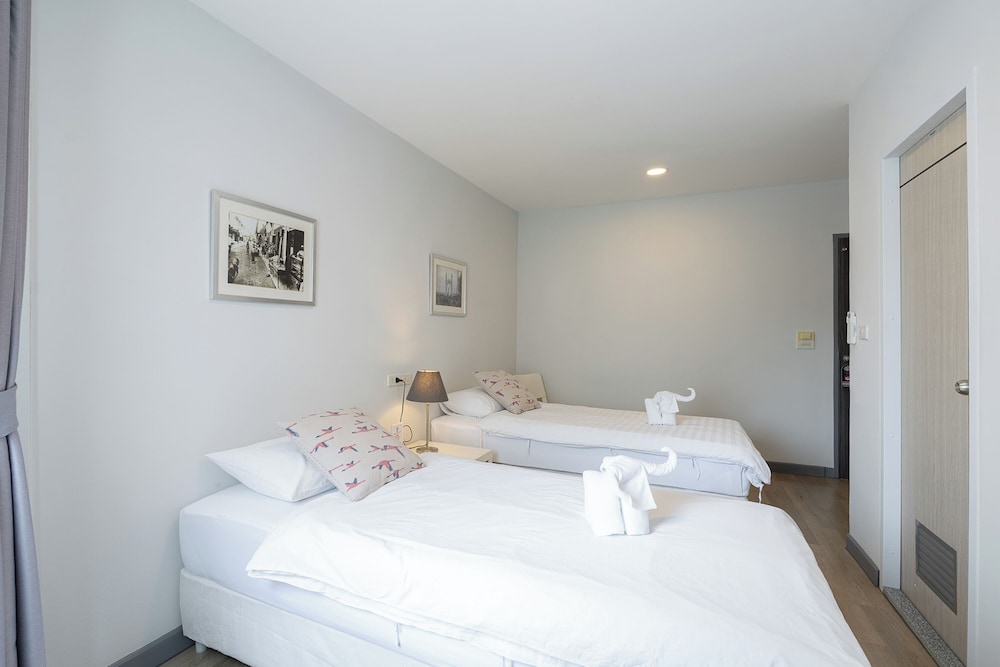 STANDARD, TWIN BEDS