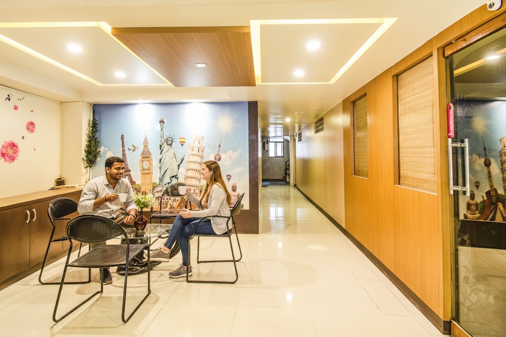 Oyo 11601 Hotel Karishma 20/21